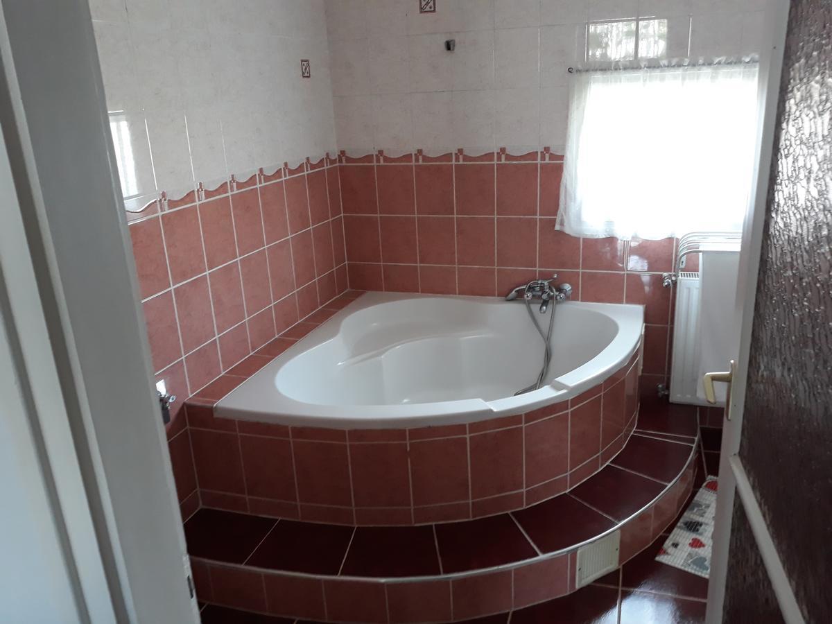 Rozsa Apartman Lenti Extérieur photo